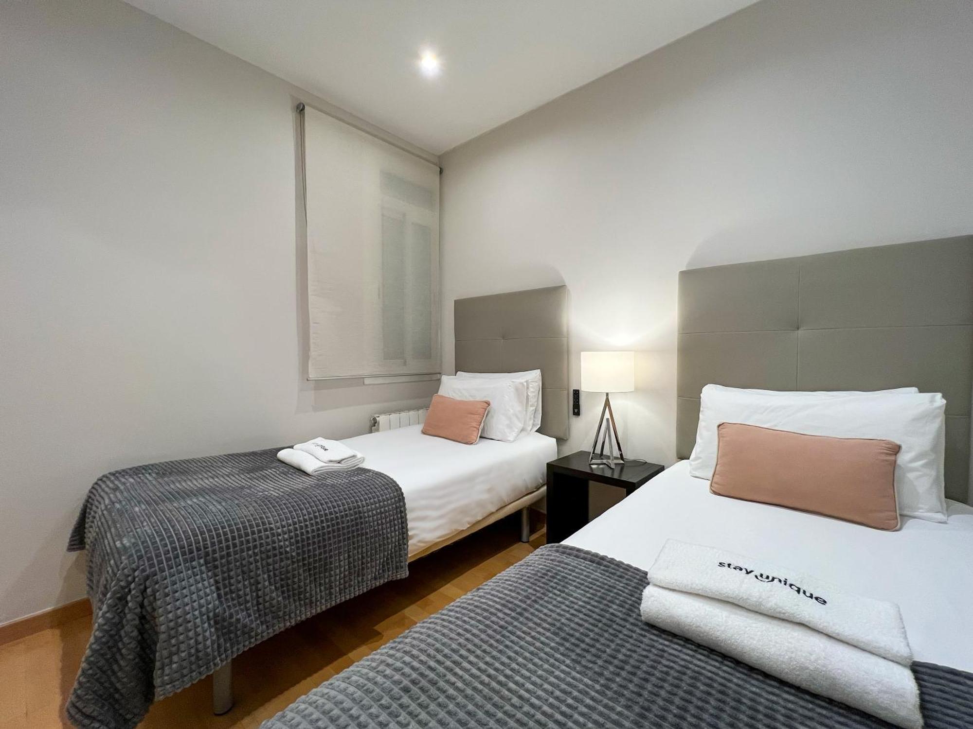 Stay U-Nique Apartments Sepulveda Barcelona Buitenkant foto